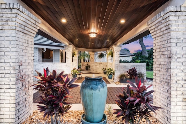 6605 Seabird Way, Apollo Beach, FL 33572 - view of patio / terrace