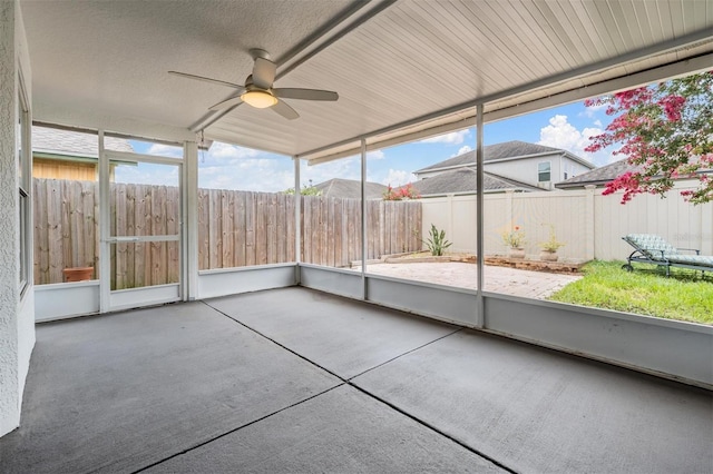 2208 Cattleman Dr, Brandon, FL 33511 - unfurnished sunroom featuring ceiling fan and healthy amount of natural light