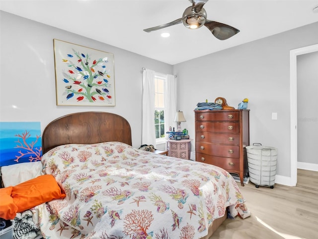4915 S Rd, New Port Richey, FL 34652 - bedroom with wood finished floors, ceiling fan, and recessed lighting