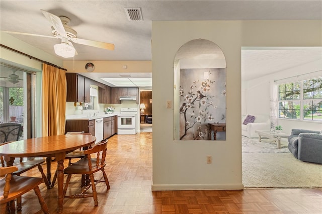 16113 Tampa St, Lutz, FL 33548 - photo 5
