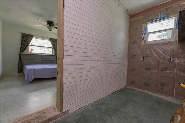 33 Cypress Dr, Palm Harbor, FL 34684 - bathroom featuring a ceiling fan and ensuite bath