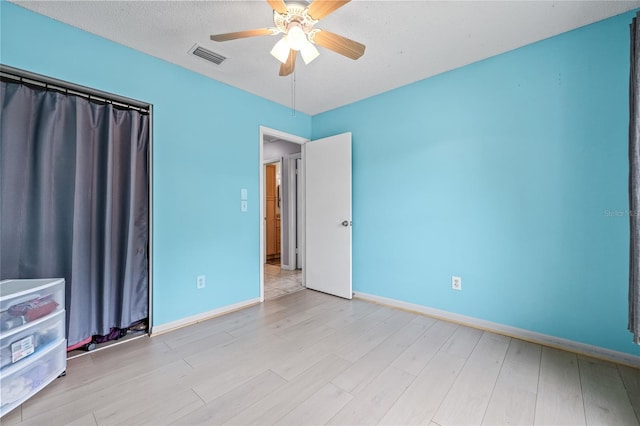 15301 Morning Dr, Lutz, FL 33559 - photo 27