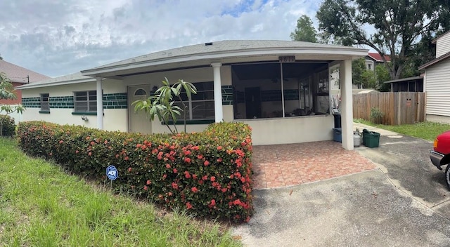 4611 W Mcelroy Ave, Tampa, FL 33611 - photo 1