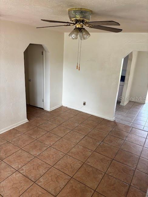4611 W Mcelroy Ave, Tampa, FL 33611 - photo 5