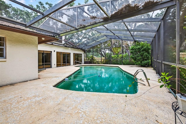 524 Garrard Dr, Temple Terrace, FL 33617 - outdoor pool with a patio and a lanai