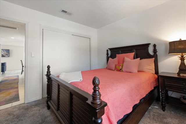 225 Pompano Dr SE Unit D, Saint Petersburg, FL 33705 - bedroom featuring carpet flooring and a closet