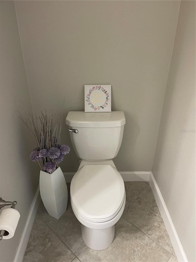 1596 Ludington Ave, Wesley Chapel, FL 33543 - bathroom featuring tile patterned floors