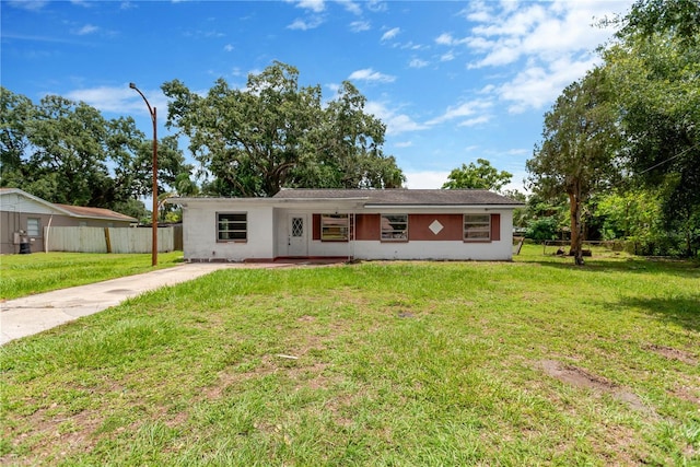 603 Clay Ct, Brandon, FL 33510 - single story home with stucco siding and driveway