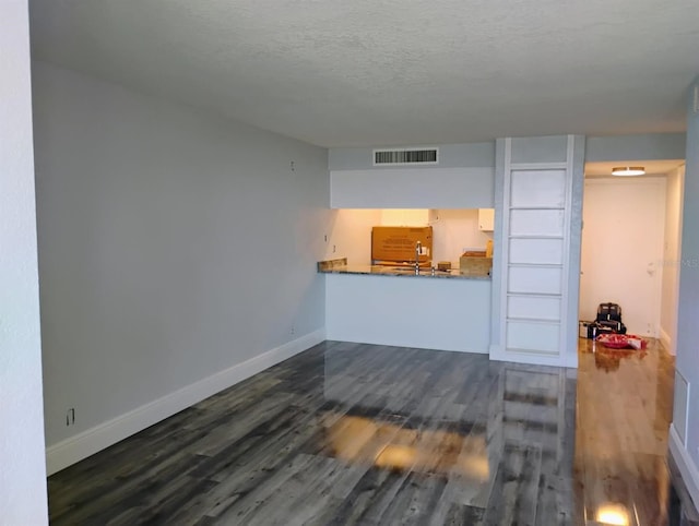 2617 Cove Cay Dr Unit 306, Clearwater, FL 33760 - photo 4