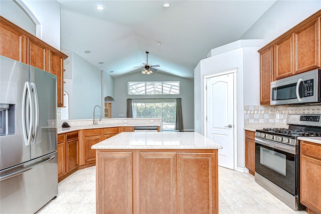 15126 Shearcrest Dr, Lithia, FL 33547 - photo 6