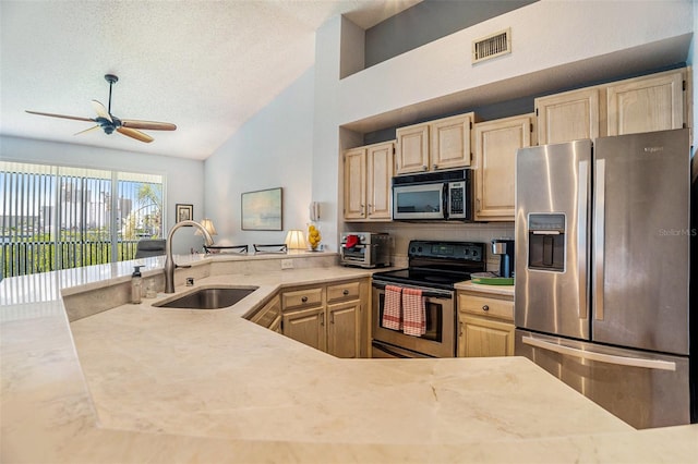 1107 Normandy Trace Rd, Tampa, FL 33602 - photo 11