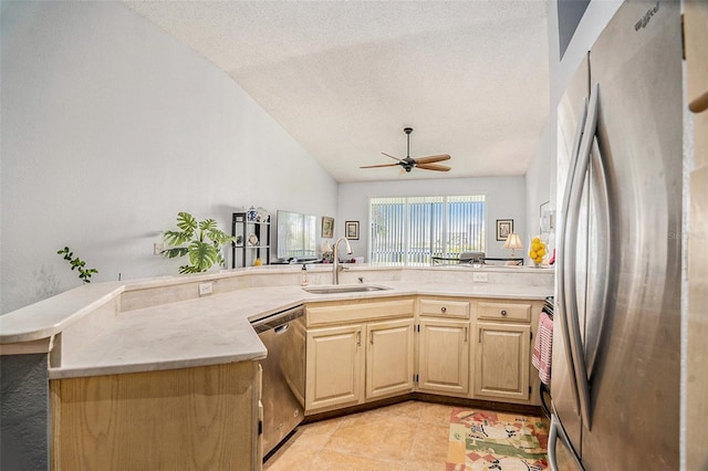 1107 Normandy Trace Rd, Tampa, FL 33602 - photo 12