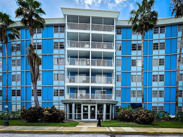 3315 58th Ave S Unit 409, Saint Petersburg, FL 33712 - view of apartment building / complex