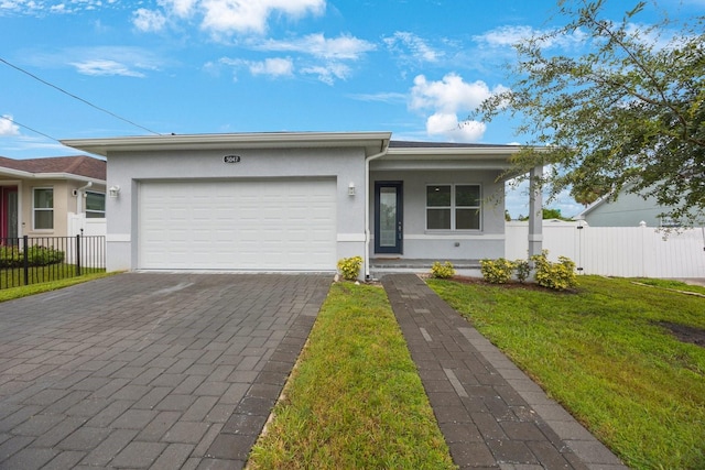 5047 23rd St N, Saint Petersburg, FL 33714 - photo 1