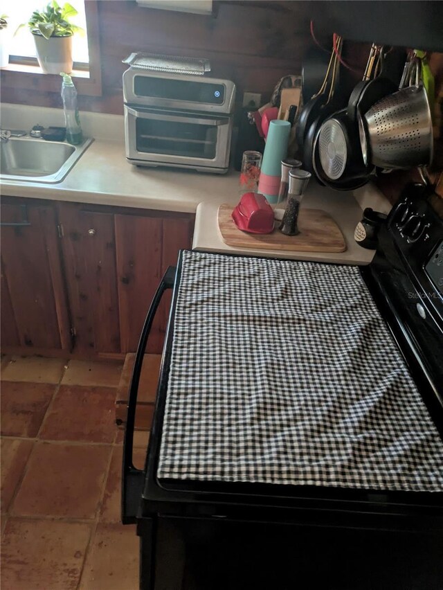 2833 SW Wilson Springs Rd, Fort White, FL 32038 - detailed view of light countertops and a sink