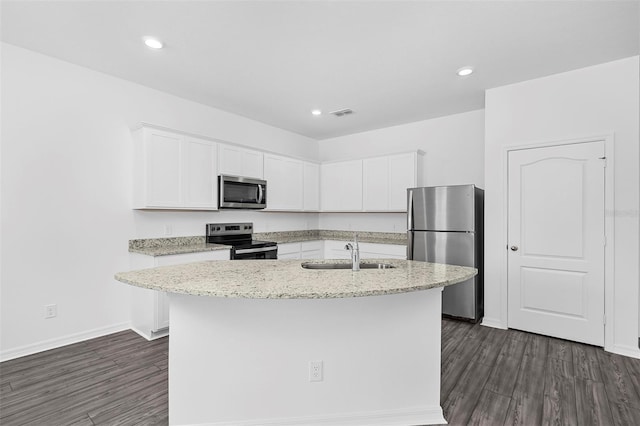 572 Bay Leaf Dr, Poinciana, FL 34759 - photo 2