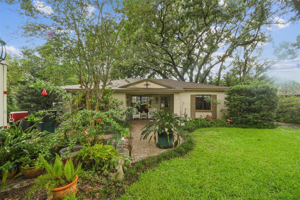 10708 N Waterhole Pl, Tampa, FL 33612 - photo 1