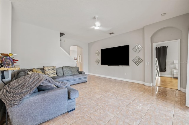 22623 Cliffside Way, Land O Lakes, FL 34639 - living area with arched walkways and light tile patterned floors