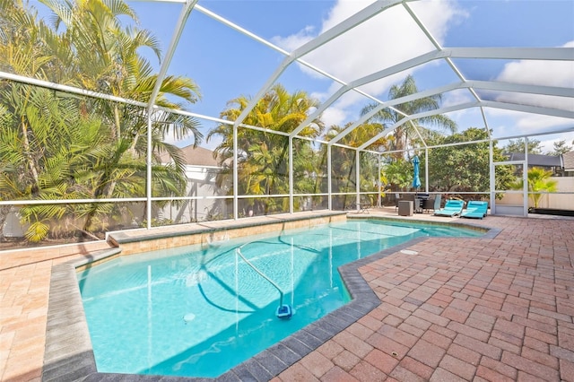 22623 Cliffside Way, Land O Lakes, FL 34639 - swimming pool with a patio area and a lanai