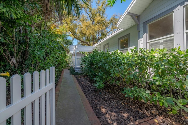 1407 S Moody Ave, Tampa, FL 33629 - view of yard