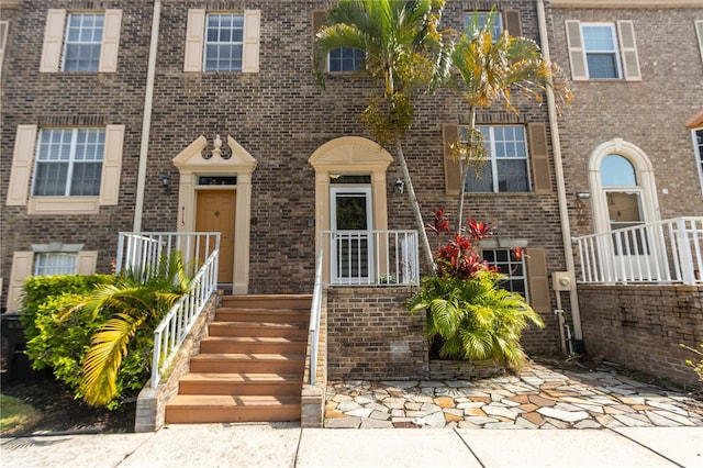 4117 Daventry Ln, Palm Harbor, FL 34685 - townhome / multi-family property featuring brick siding