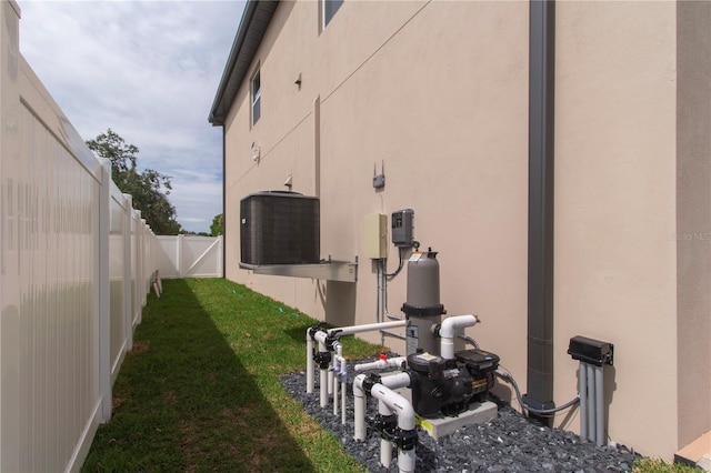 1808 W Erna Dr, Tampa, FL 33603 - photo 8