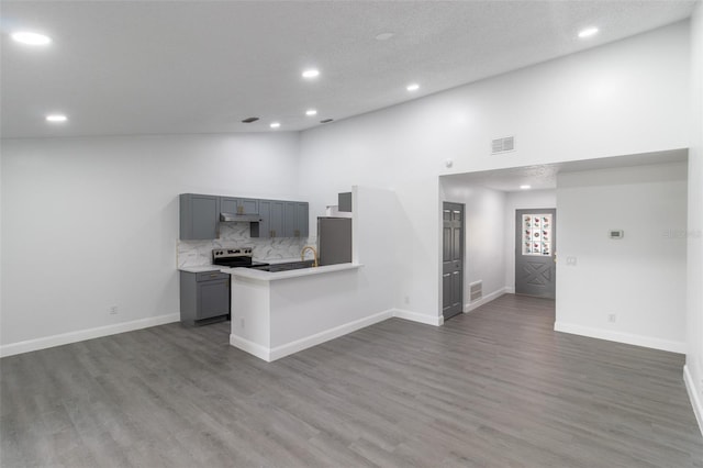 8233 Clermont St, Tampa, FL 33637 - photo 12