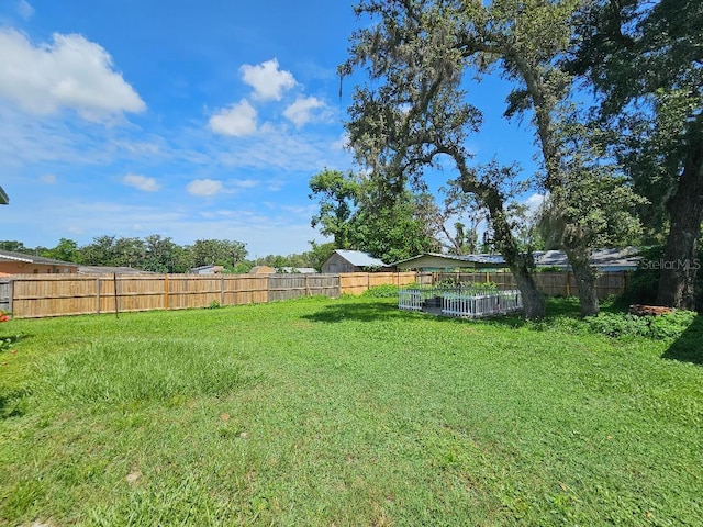 36421 Lanson Ave, Dade City, FL 33525 - photo 22