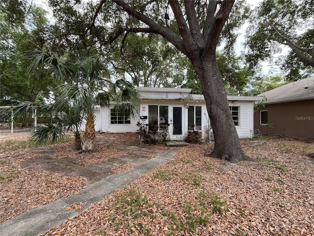 4050 Iris St N, Saint Petersburg, FL 33703 - photo 1