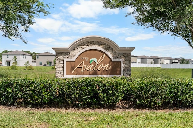 610 Argyll Dr, Spring Hill, FL 34609 - photo 2