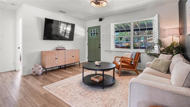 500 62nd St S, Saint Petersburg, FL 33707 - photo 4