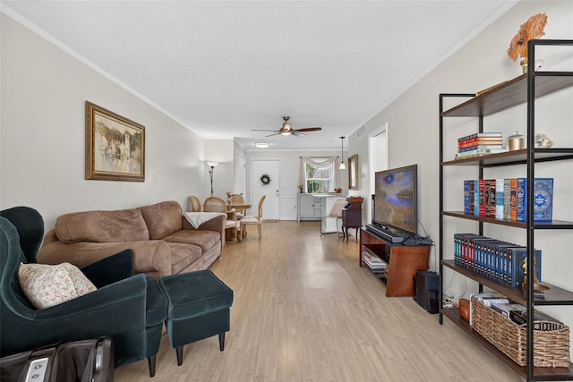 404 Cordova Grn Unit 404, Seminole, FL 33777 - photo 10