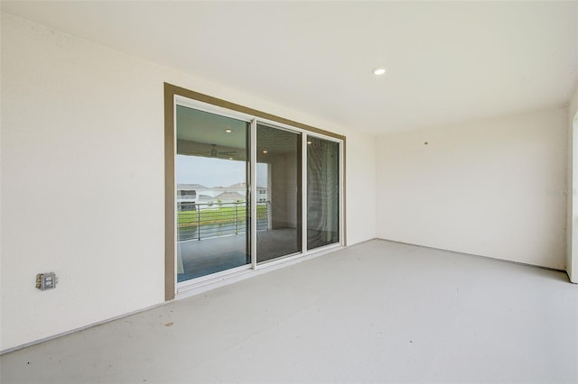 8717 Sanders Tree Loop, Wesley Chapel, FL 33545 - view of patio / terrace