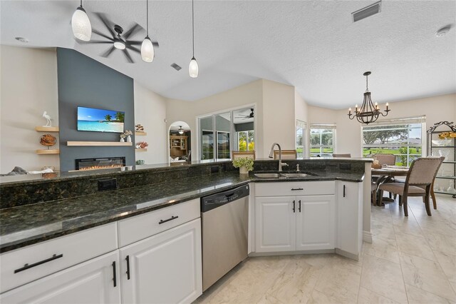 2226 Charleston Park Dr, North Port, FL 34287 - photo 12