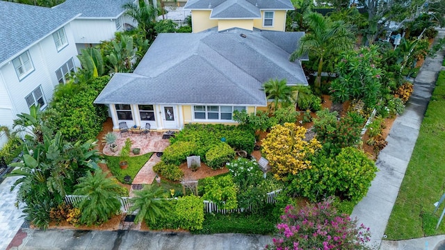 1417 Beach Dr NE, Saint Petersburg, FL 33704 - photo 2