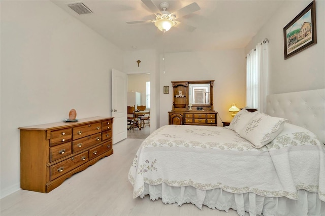 11240 Merganser Way, New Port Richey, FL 34654 - bedroom featuring a ceiling fan