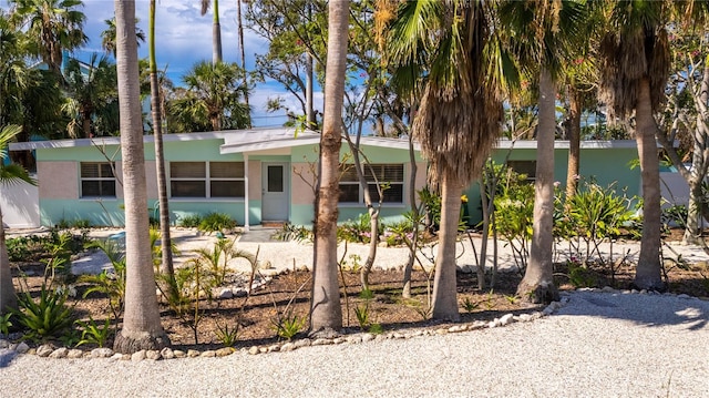 112 7th St, Belleair Beach, FL 33786 - photo 5