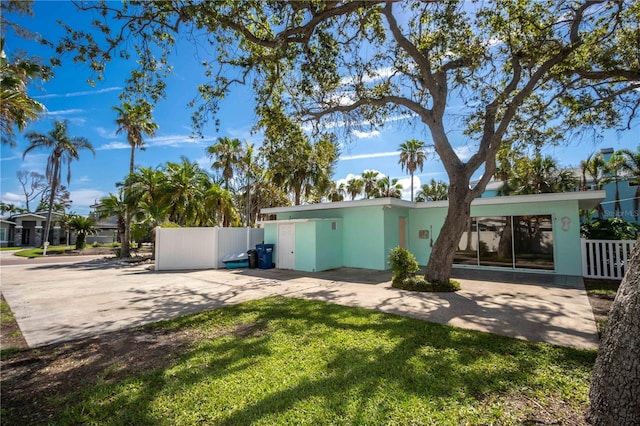 112 7th St, Belleair Beach, FL 33786 - photo 28