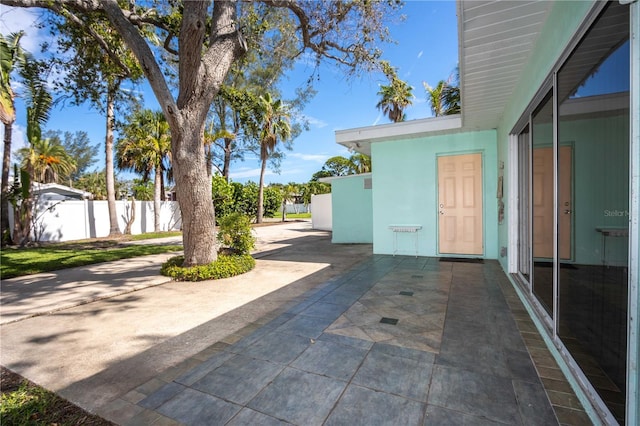 112 7th St, Belleair Beach, FL 33786 - photo 30