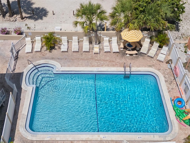 10280 Gulf Blvd Unit 12, Treasure Island, FL 33706 - view of community pool