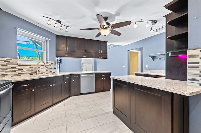 1324 Gangplank Dr, Valrico, FL 33594 - photo 15