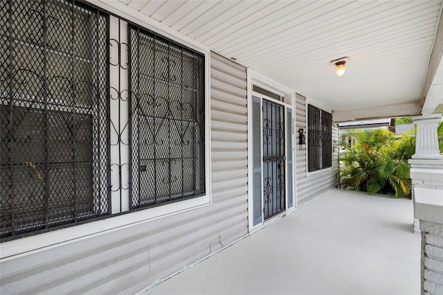 3105 N 16th St, Tampa, FL 33605 - photo 3
