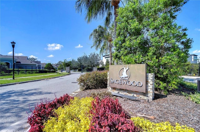 13621 Circa Crossing Dr, Lithia, FL 33547 - community sign featuring a residential view