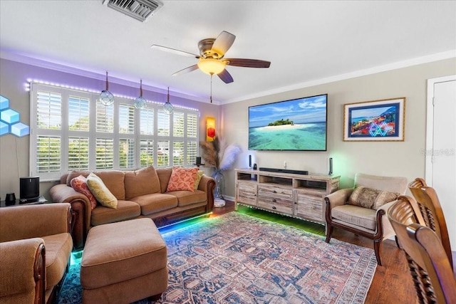 13789 Montego Dr, Seminole, FL 33776 - photo 3