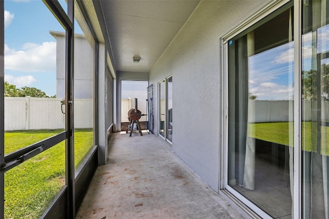 1811 Palm Warbler Ln, Ruskin, FL 33570 - view of sunroom / solarium