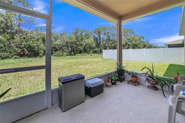 289 Siesta Vista Ct, Davenport, FL 33896 - view of unfurnished sunroom