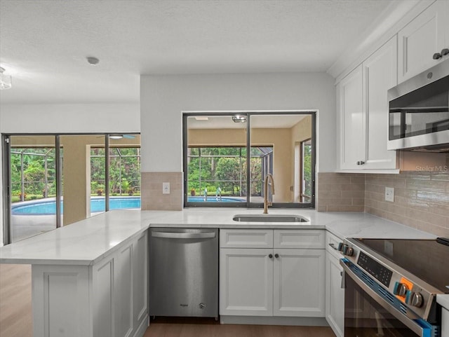 3334 Westmoreland Dr, Tampa, FL 33618 - photo 14