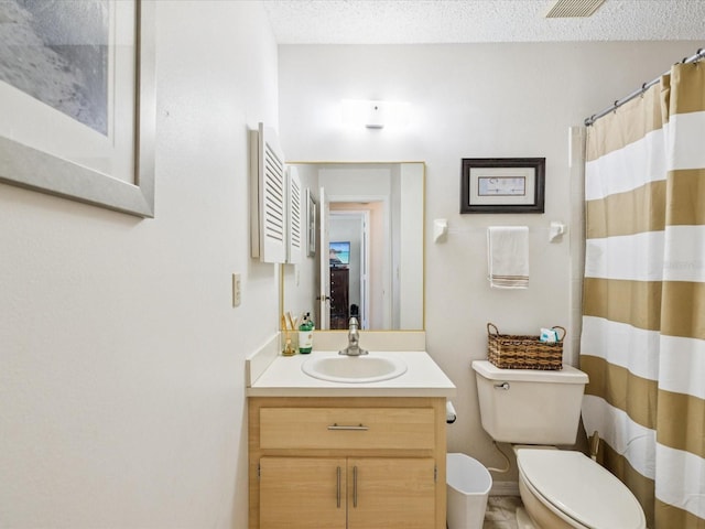 4220 Revere Cir, New Port Richey, FL 34653 - full bathroom with vanity and a shower with curtain