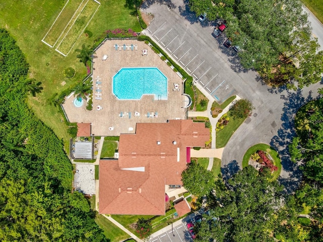 4220 Revere Cir, New Port Richey, FL 34653 - bird's eye view of a pool area
