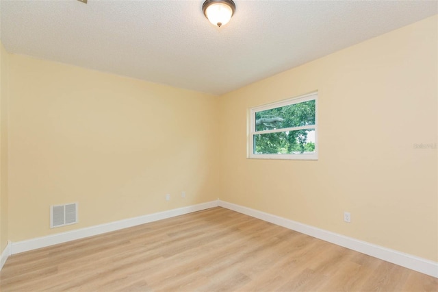 7734 Ashford Ct, Saint Petersburg, FL 33709 - photo 30